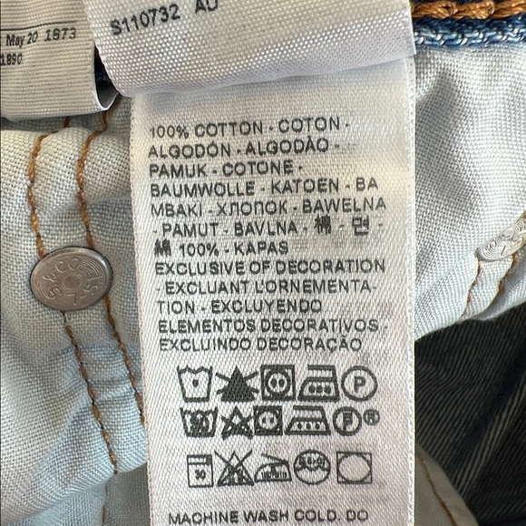 Levi's 501 Quality Premium Straight Blue Jeans - Picture 13 of 13